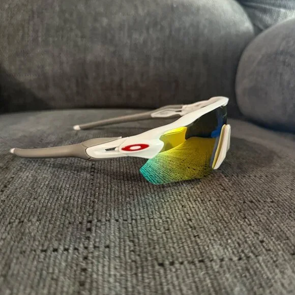 Oakley Radar EV PRIZM Polarized OO9208 White-Gray Frame - Picture 5 of 8